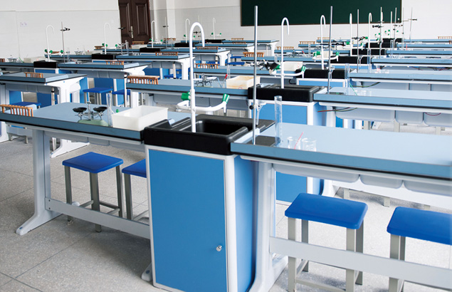 教學(xué)設(shè)備多長(zhǎng)時(shí)間檢修一次？